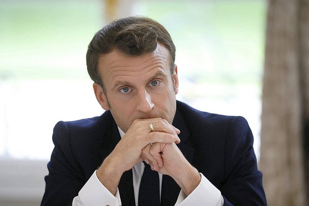 Macron Up Against the Wall? The Challenge of Rising Extremes